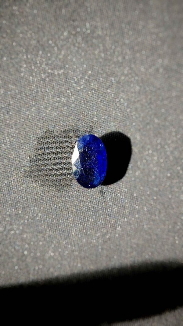 Blue Sapphire (नीलम) - Image 3