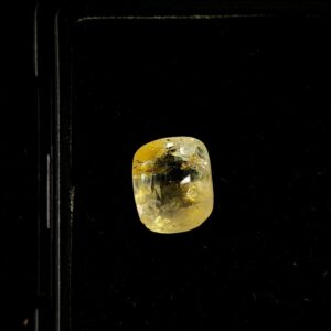 Yellow Sapphire (पुष्पराज)